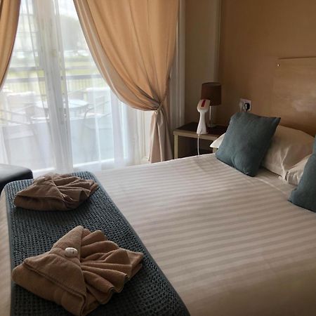 Royal Grosvenor Hotel Weston-super-Mare Bagian luar foto