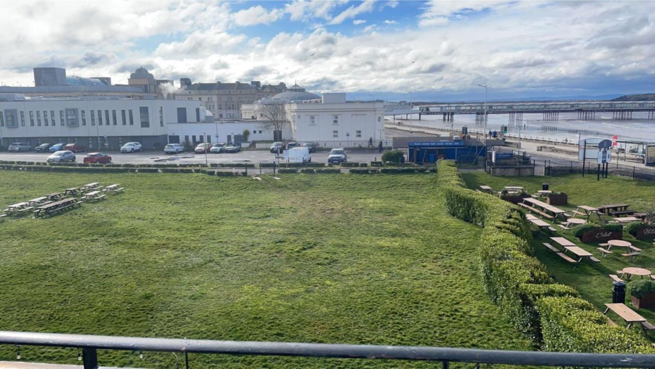 Royal Grosvenor Hotel Weston-super-Mare Bagian luar foto